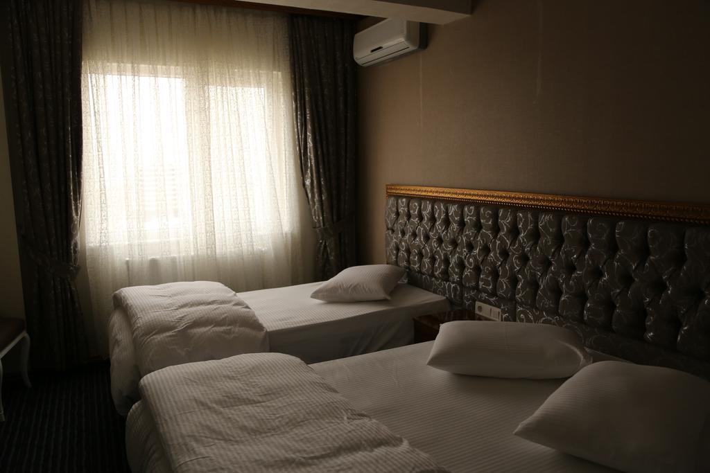 Grand Sera Hotel Ankara Room photo